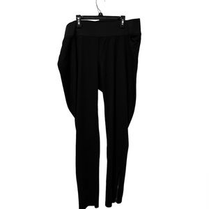 Old Navy Black Maternity Pants/Slacks